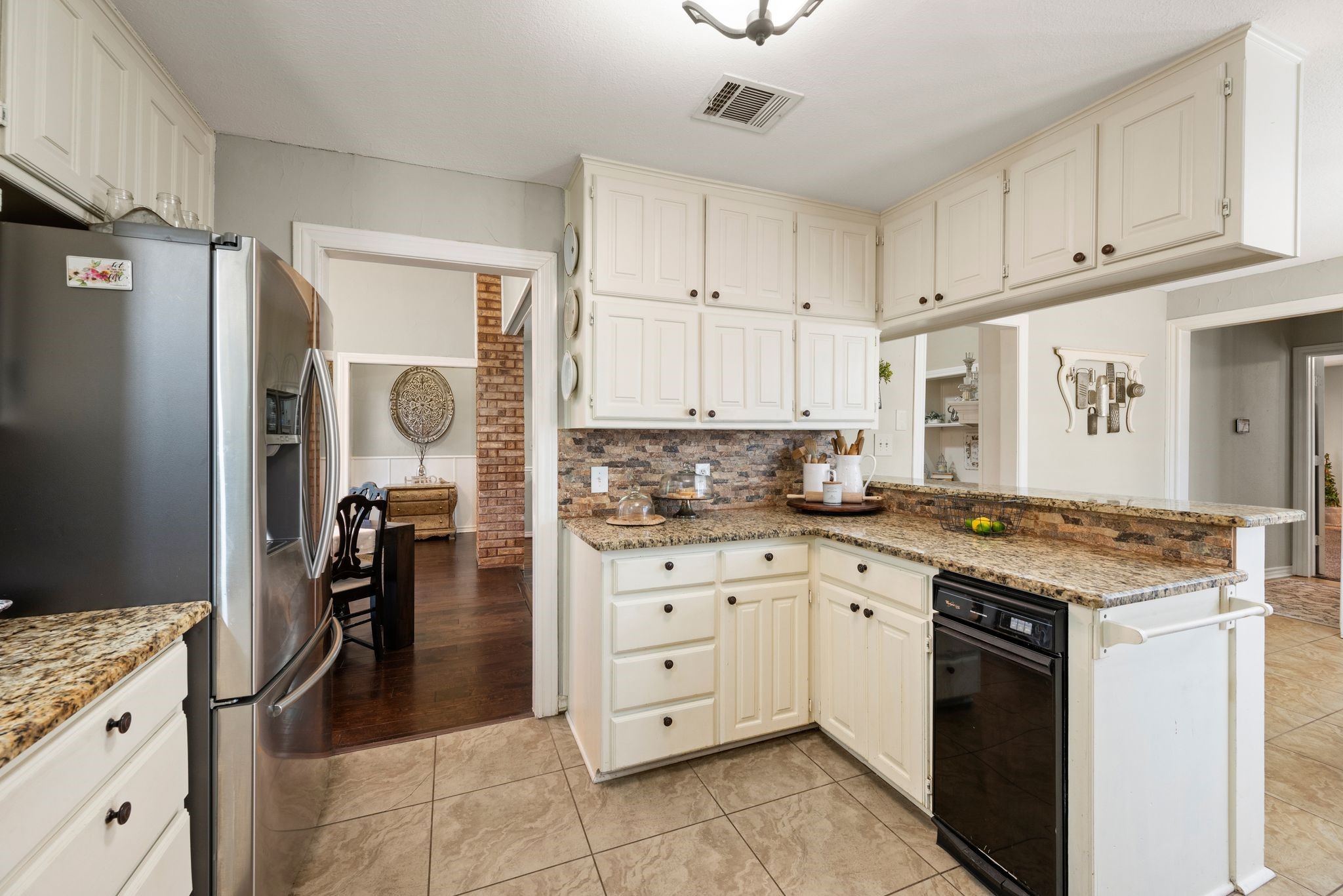 3229 David Drive Hurst TX 76054