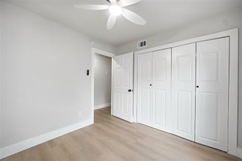 8034 Greenhollow Dallas TX 75240