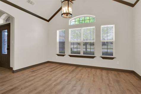 2111 Renaissance Drive Denison TX 75020