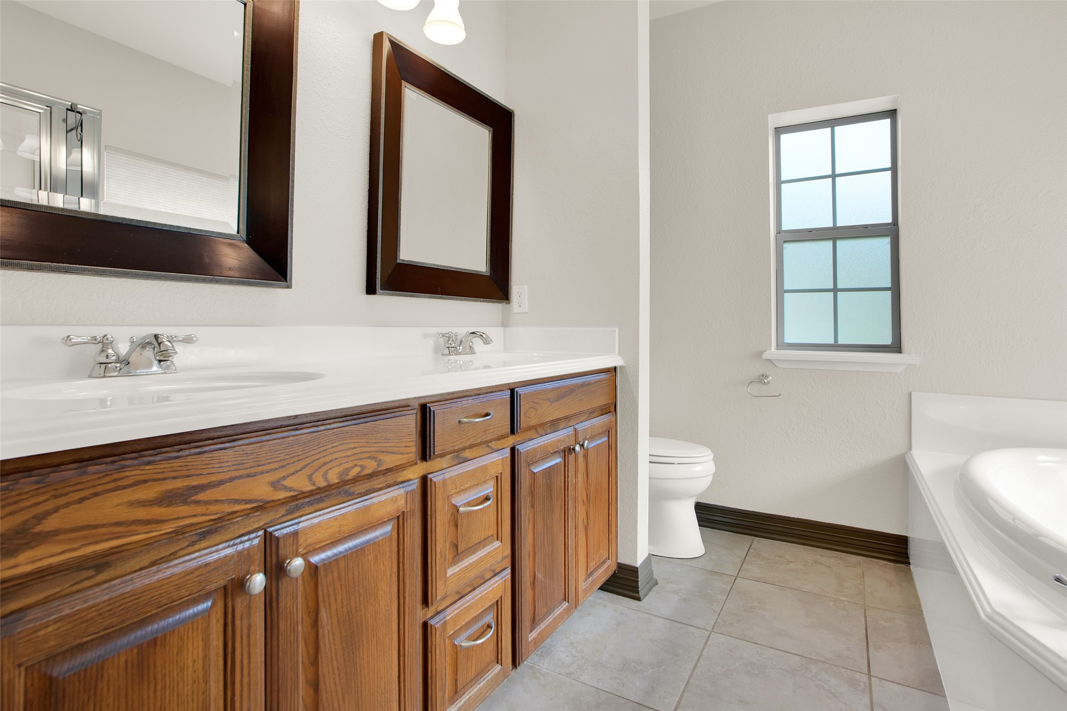 2111 Renaissance Drive Denison TX 75020