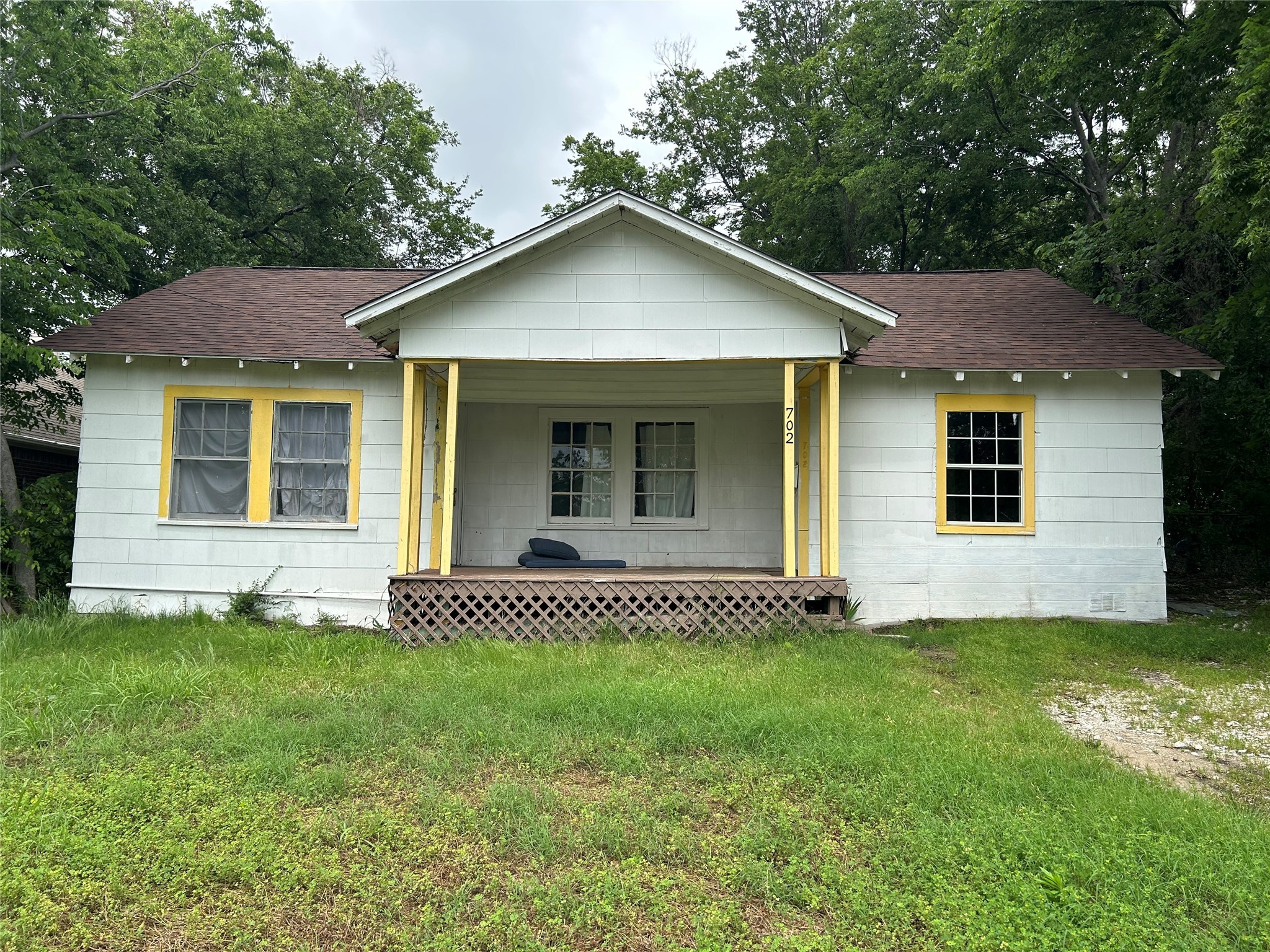 702 Lawrence Avenue Terrell TX 75160