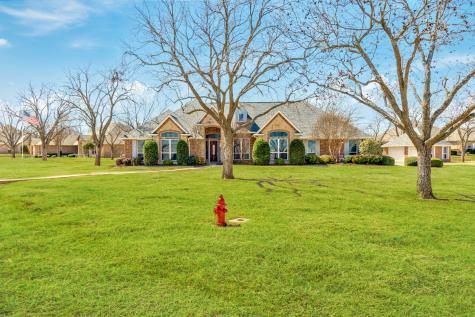6420 Colonial Drive Granbury TX 76049