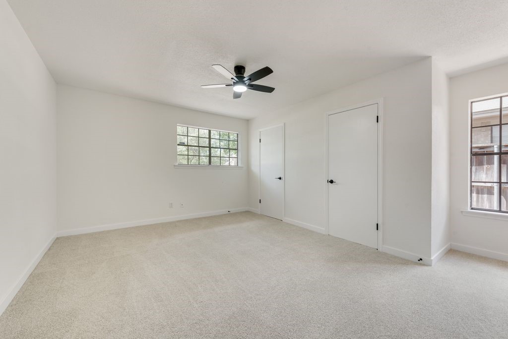 203 Sunset Court Arlington TX 76013
