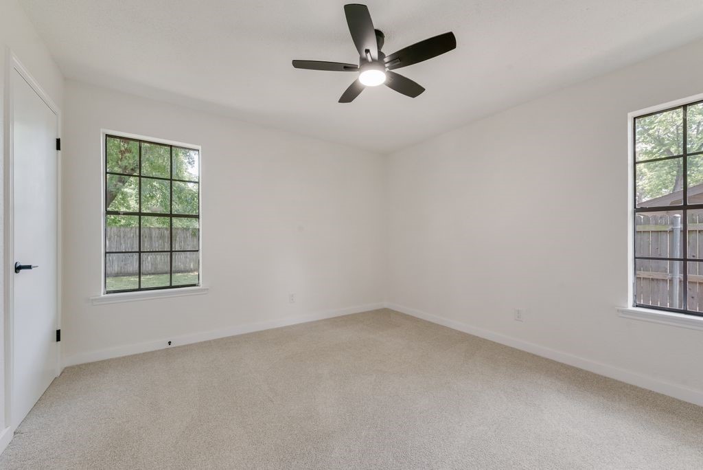 203 Sunset Court Arlington TX 76013