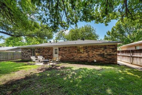 203 Sunset Court Arlington TX 76013