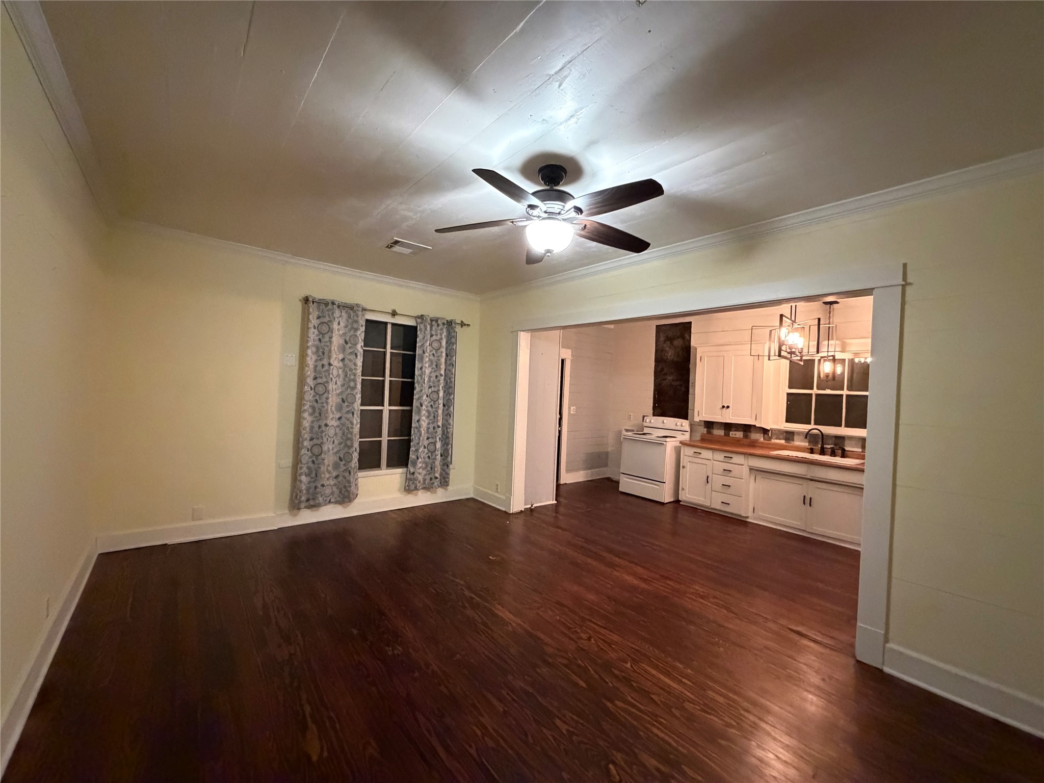 821 Ward Street Marlin TX 76661