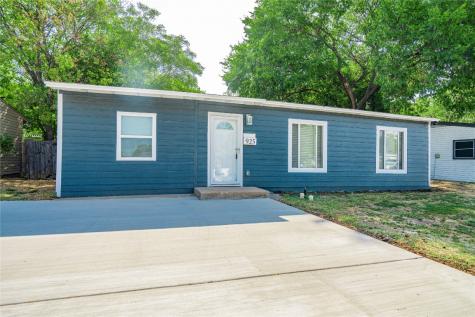 925 Indian Hills Drive Grand Prairie TX 75051