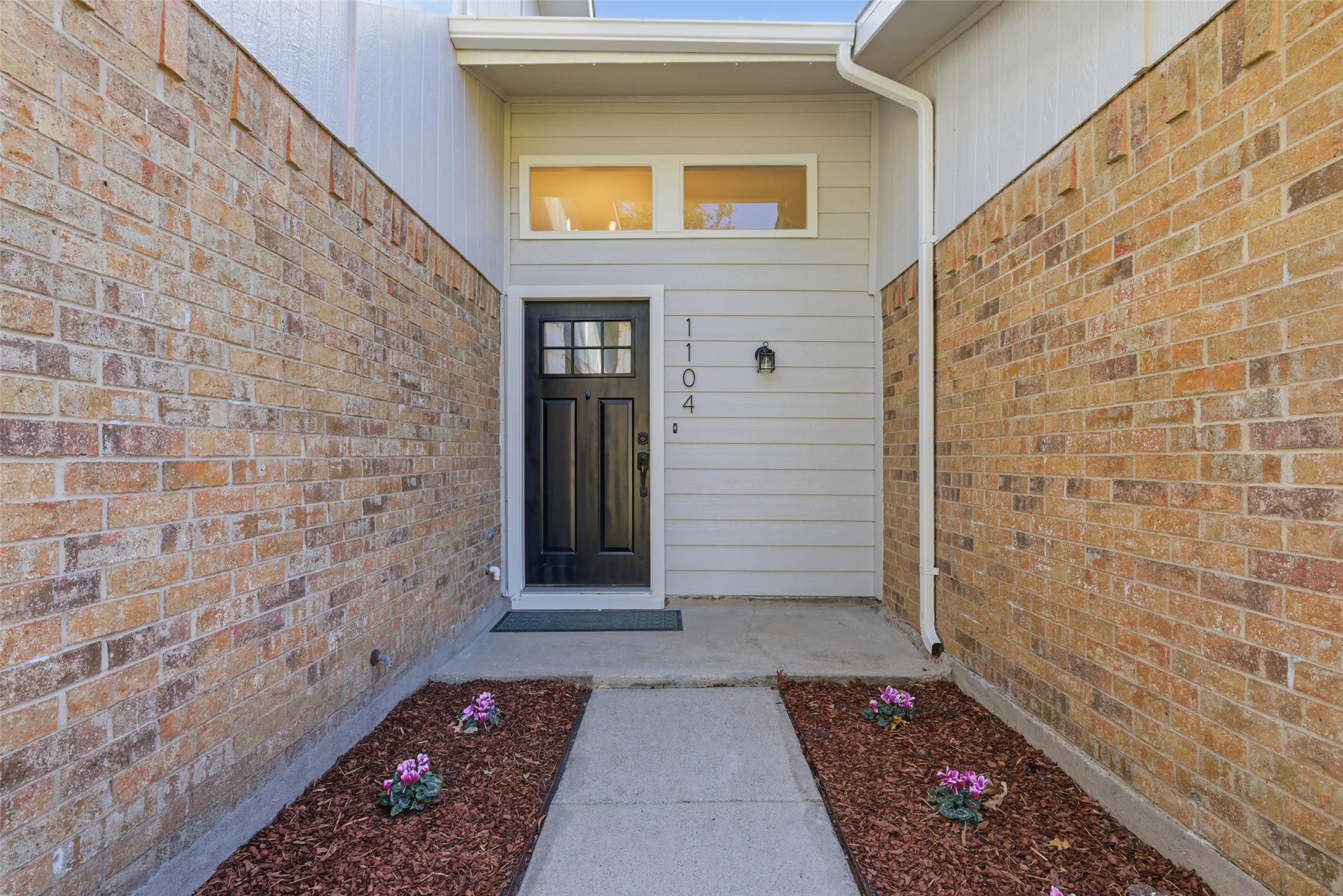 1104 Southwestern Drive Richardson TX 75081