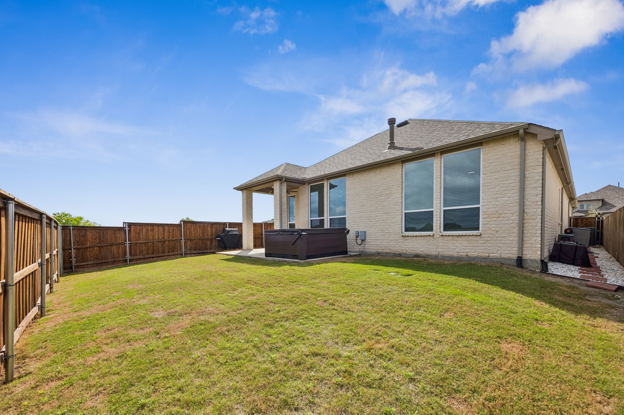 2430 Brightling Bend Forney TX 75126