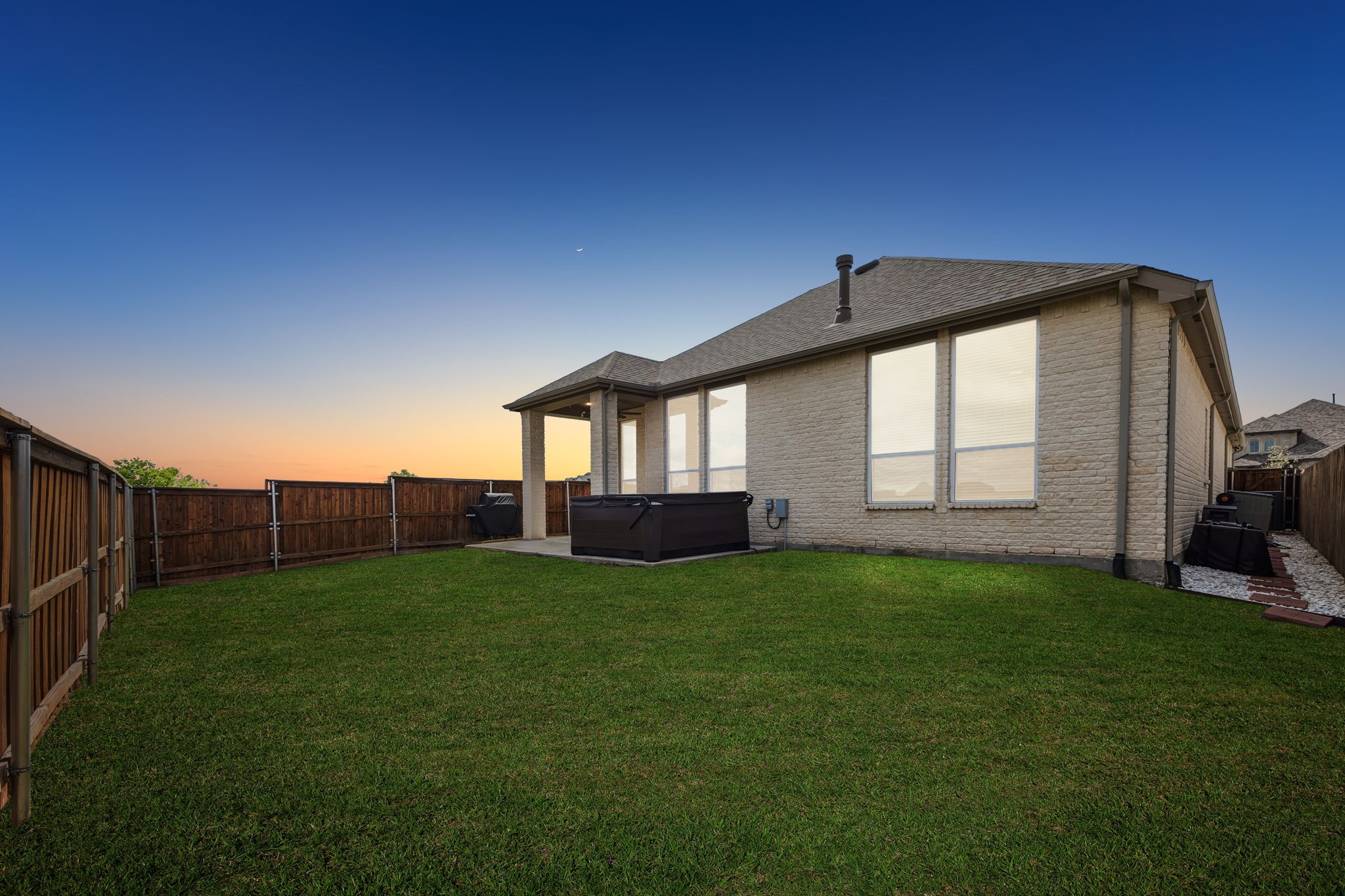 2430 Brightling Bend Forney TX 75126