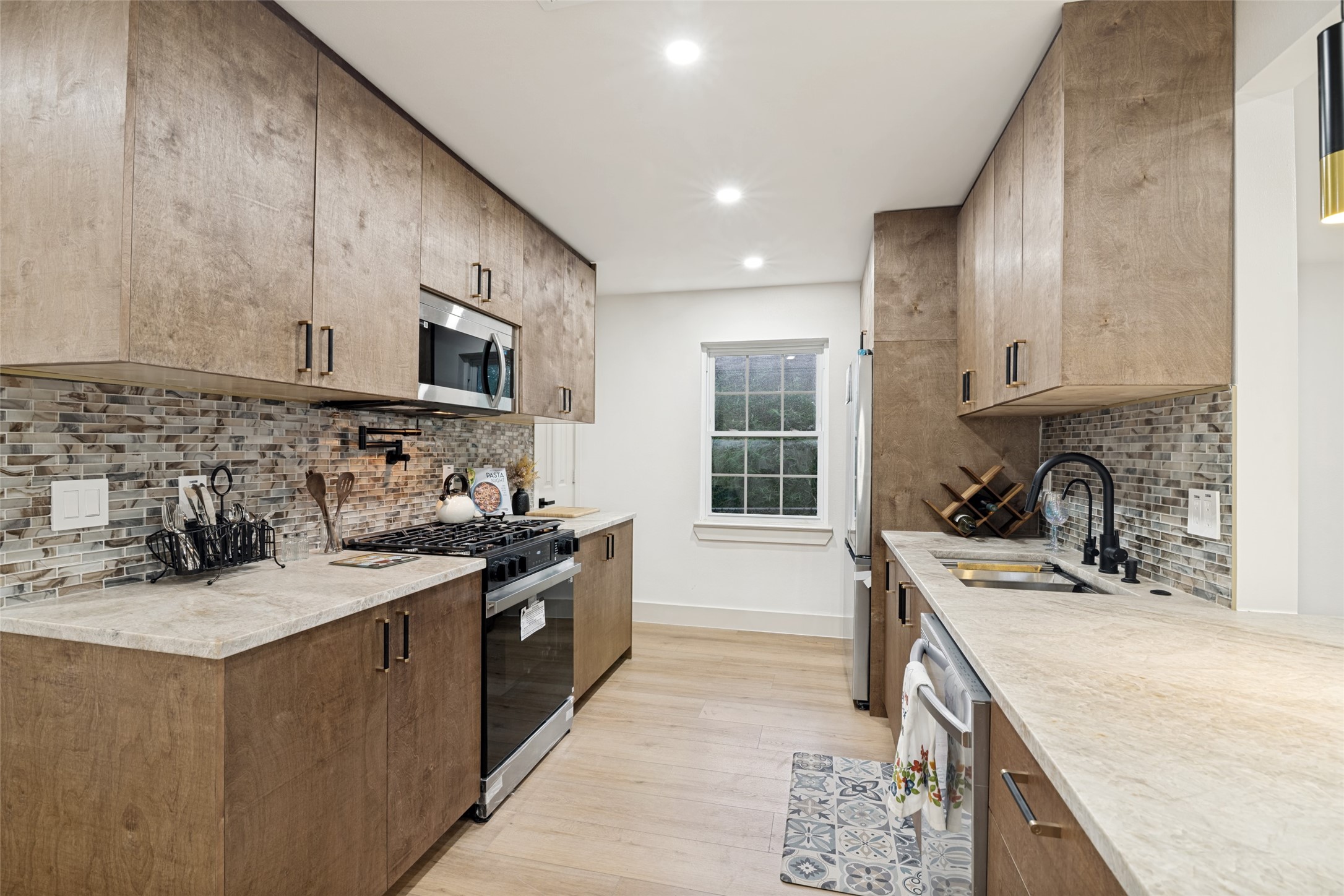 404 Jolee Street Richardson TX 75080