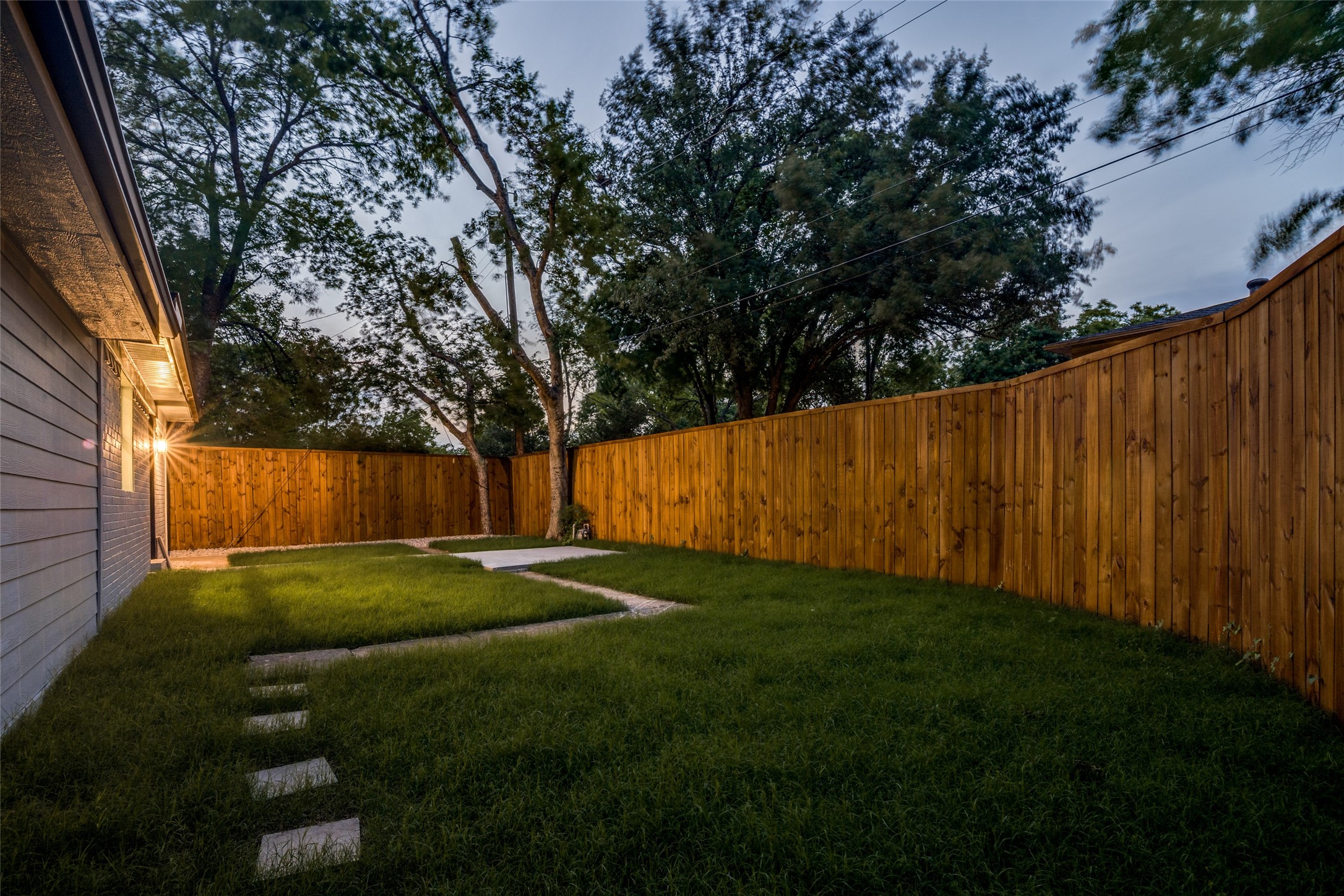 404 Jolee Street Richardson TX 75080