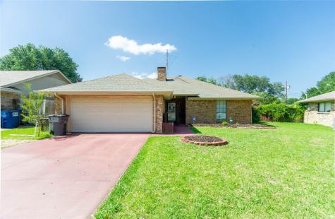 3917 Lillie Street Sachse TX 75048