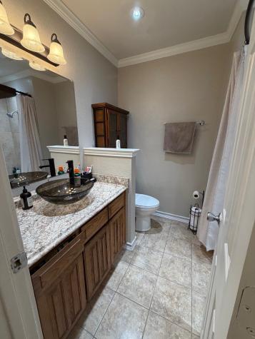 3616 Sandhurst Drive Arlington TX 76001
