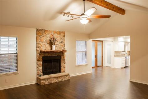 3616 Sandhurst Drive Arlington TX 76001