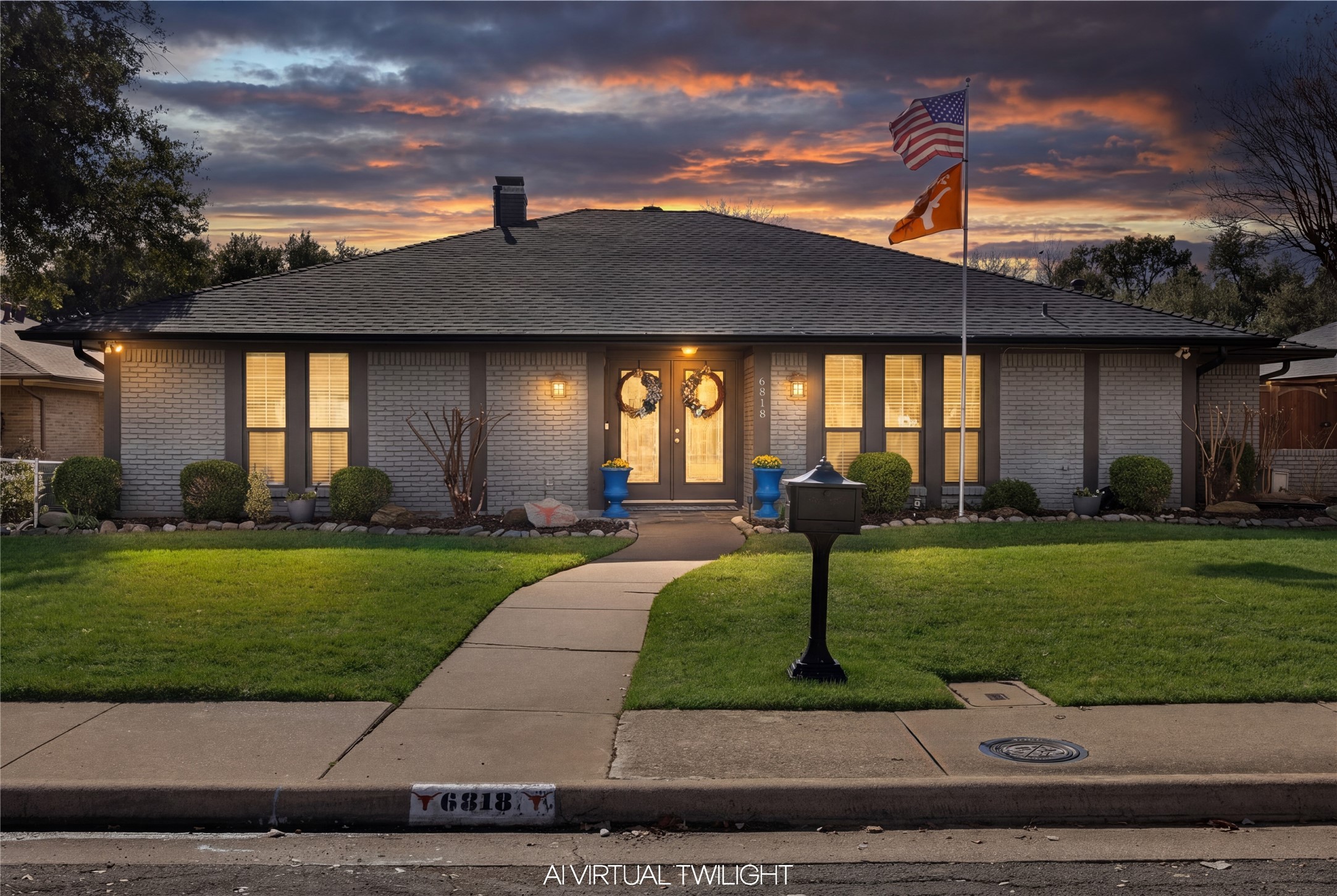 6818 Southpoint Drive Dallas TX 75248