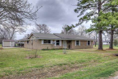 193 County Road 2204 Greenville TX 75402