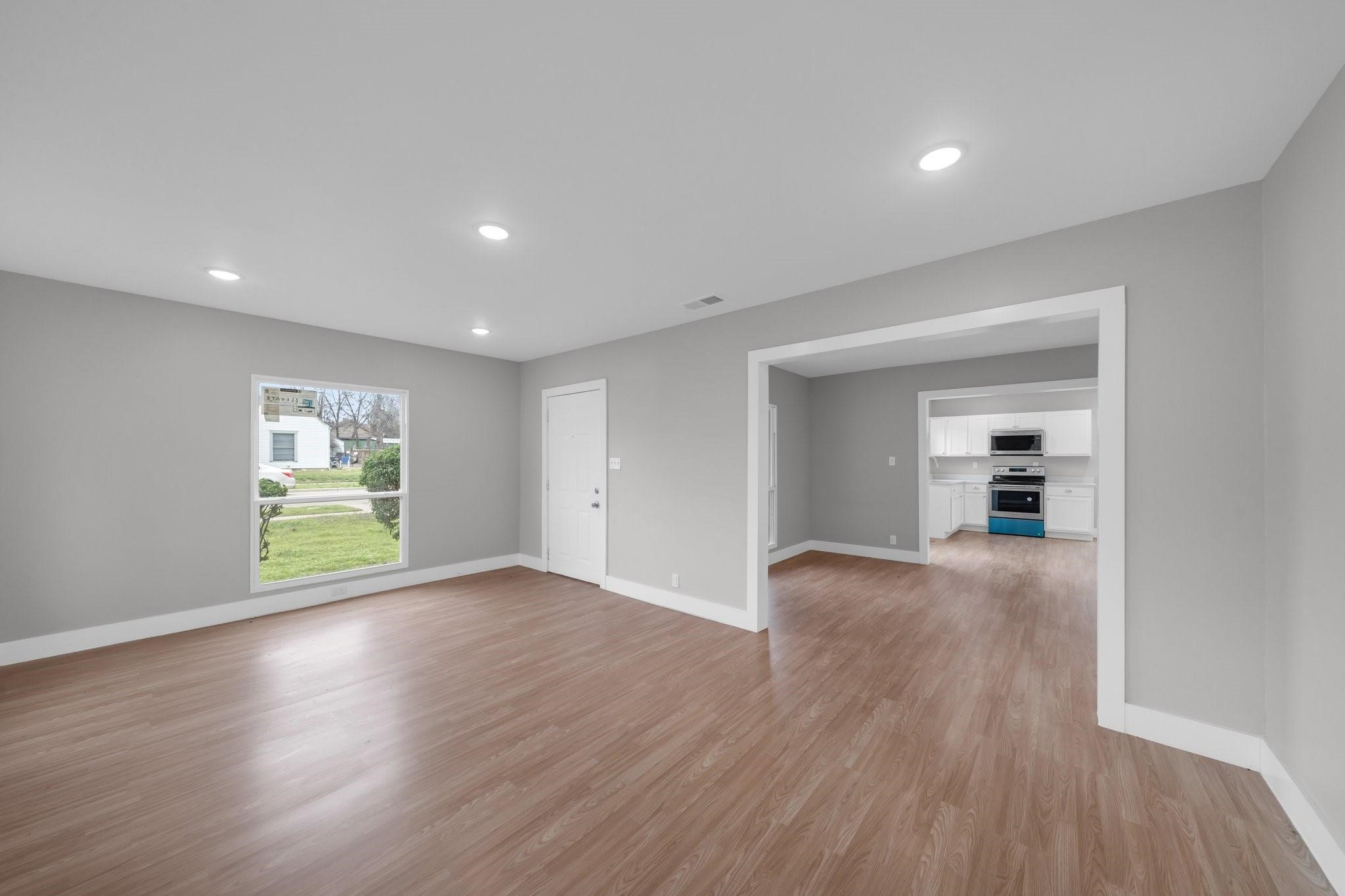 812 E Robert Street Fort Worth TX 76104