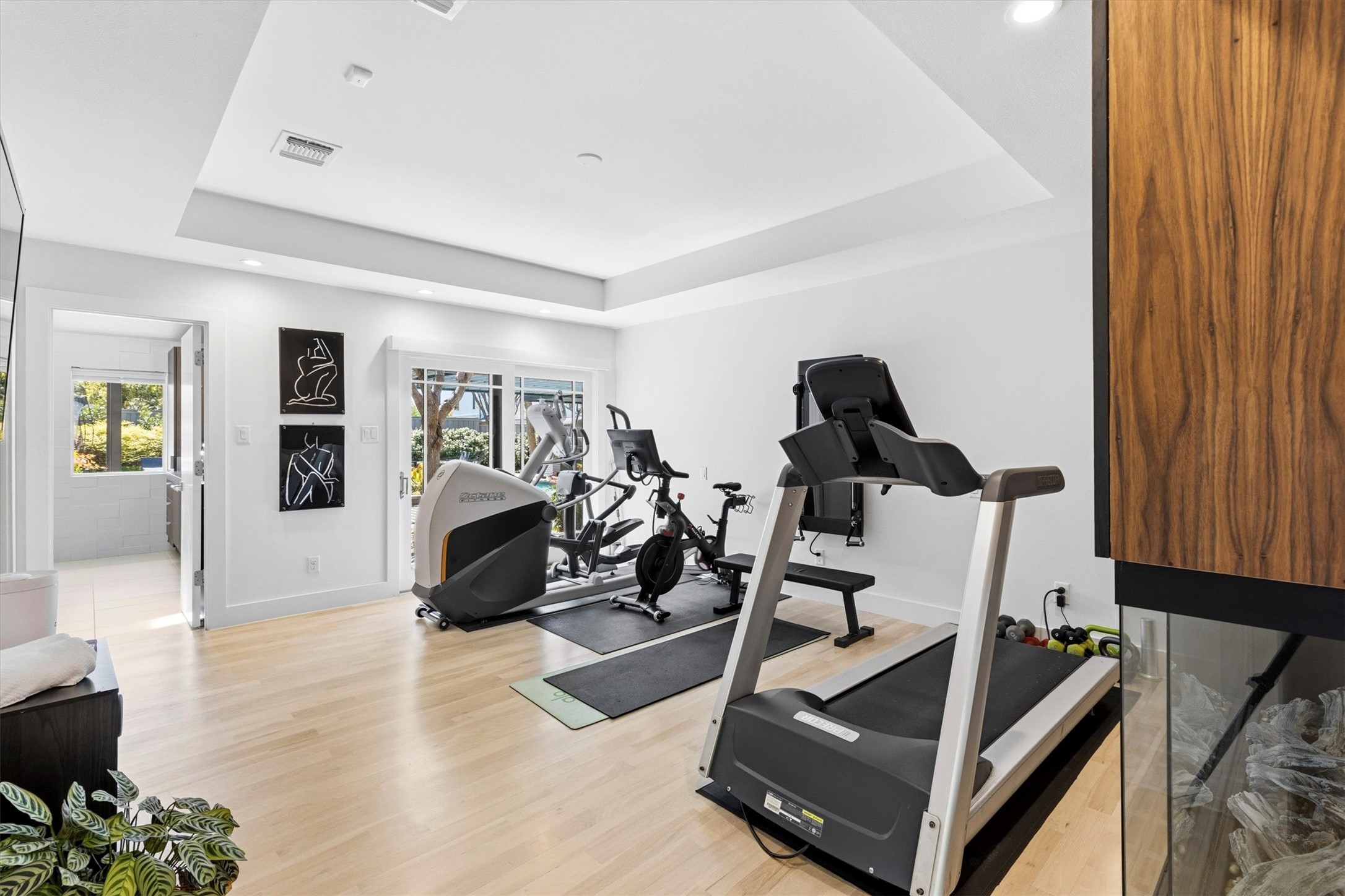 4418 Crooked Lane Dallas TX 75229