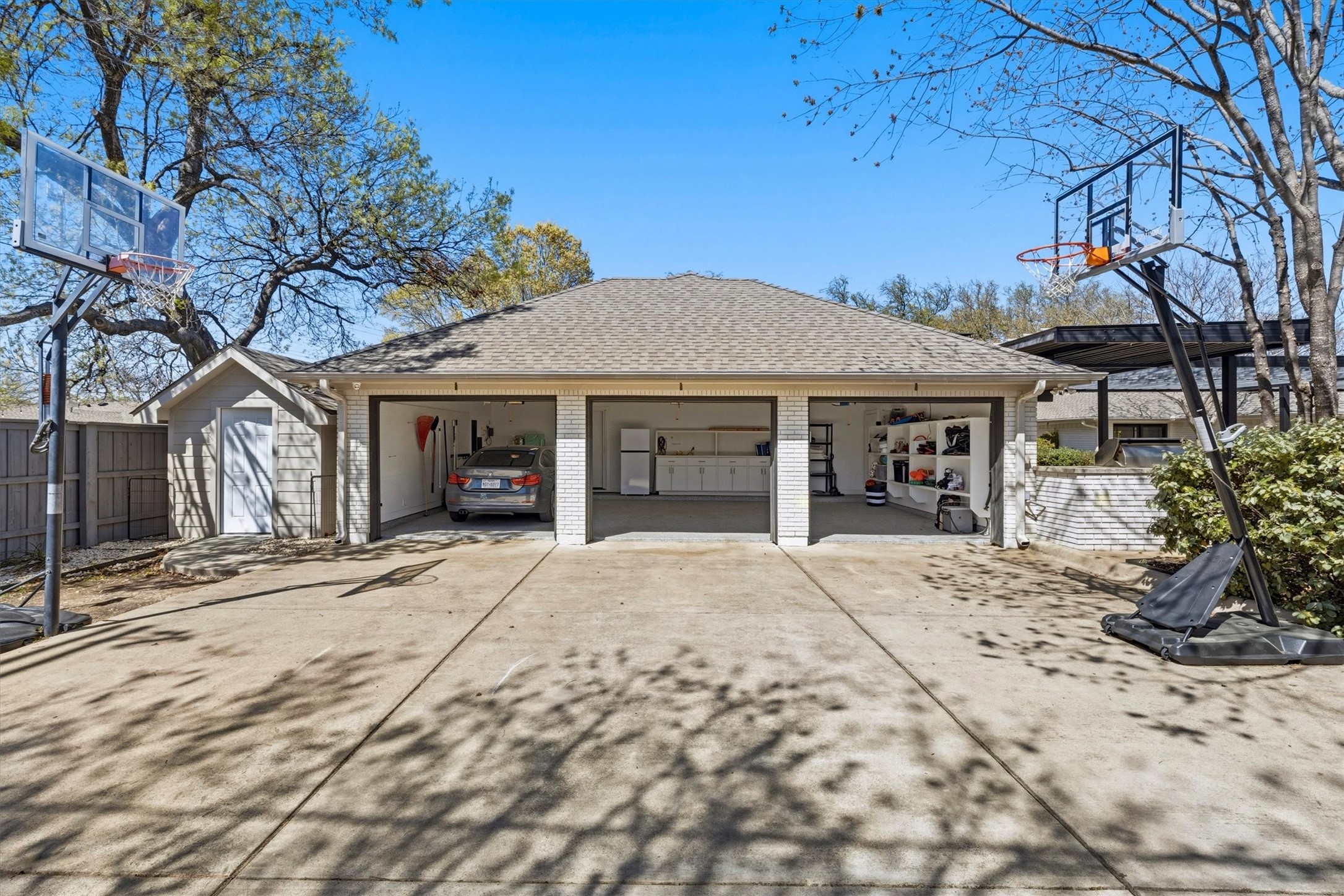 4418 Crooked Lane Dallas TX 75229