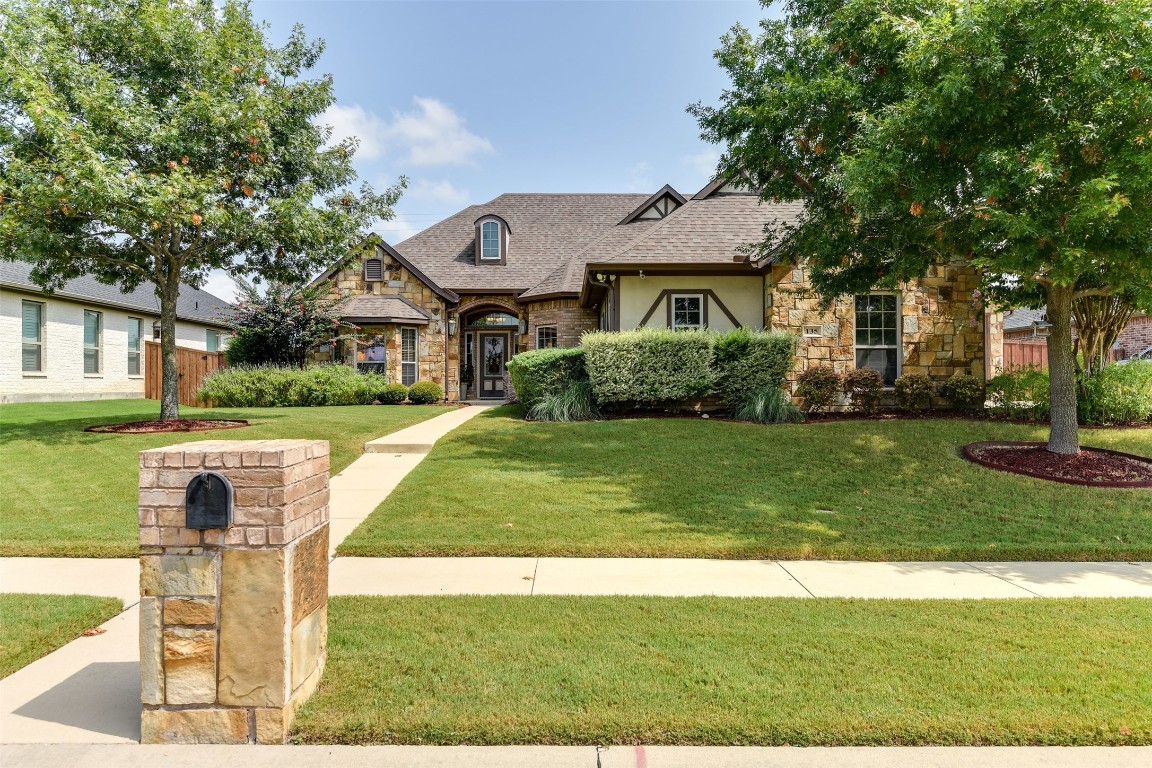 135 Water Garden Drive Waxahachie TX 75165