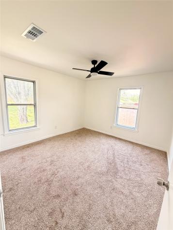 5713 Highland Avenue Haltom City TX 76117
