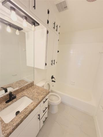5713 Highland Avenue Haltom City TX 76117