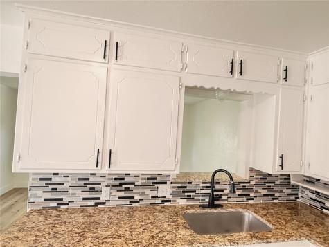 5713 Highland Avenue Haltom City TX 76117