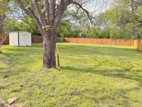 5713 Highland Avenue Haltom City TX 76117
