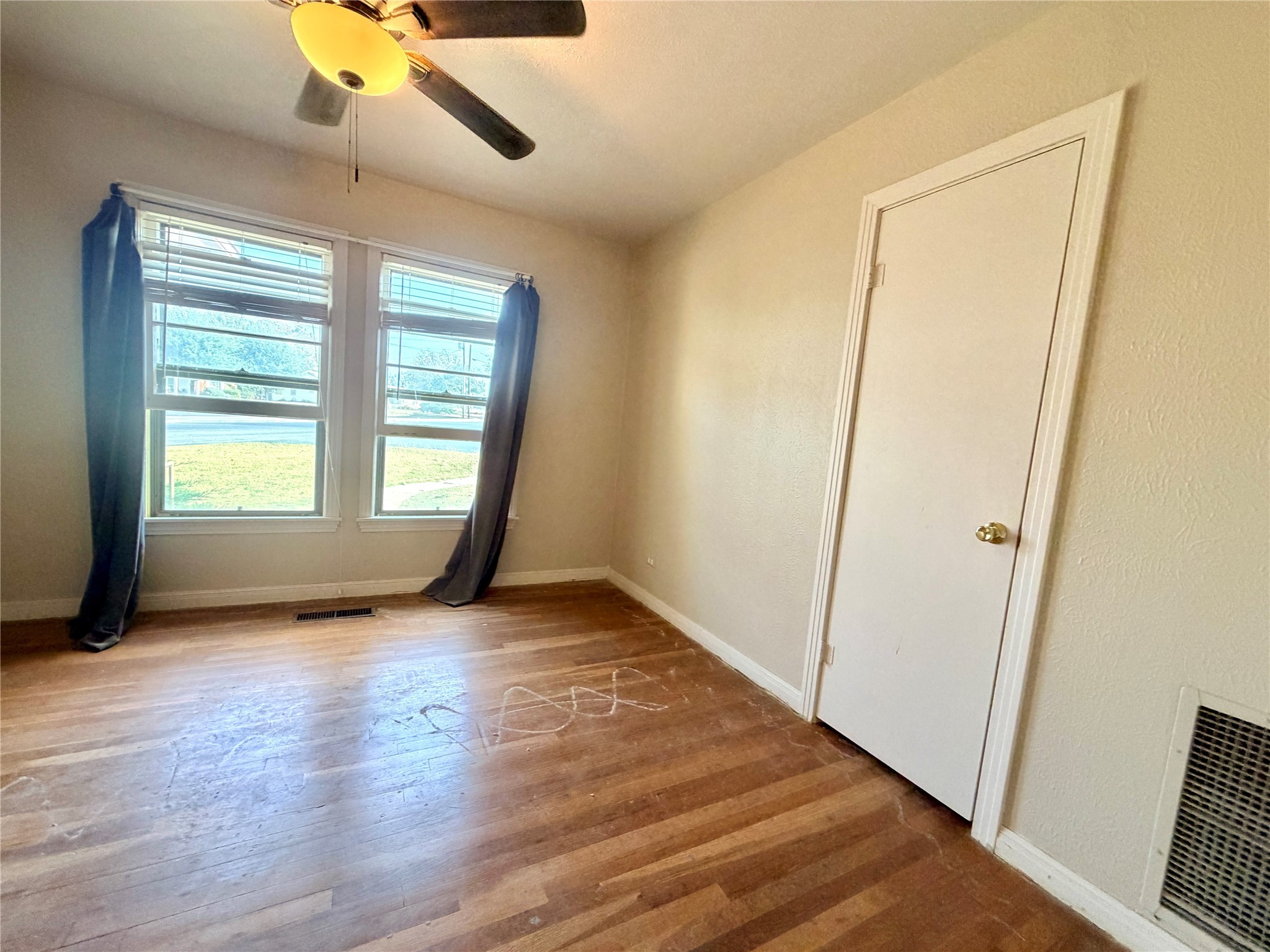 1611 Live Oak Street Goldthwaite TX 76844