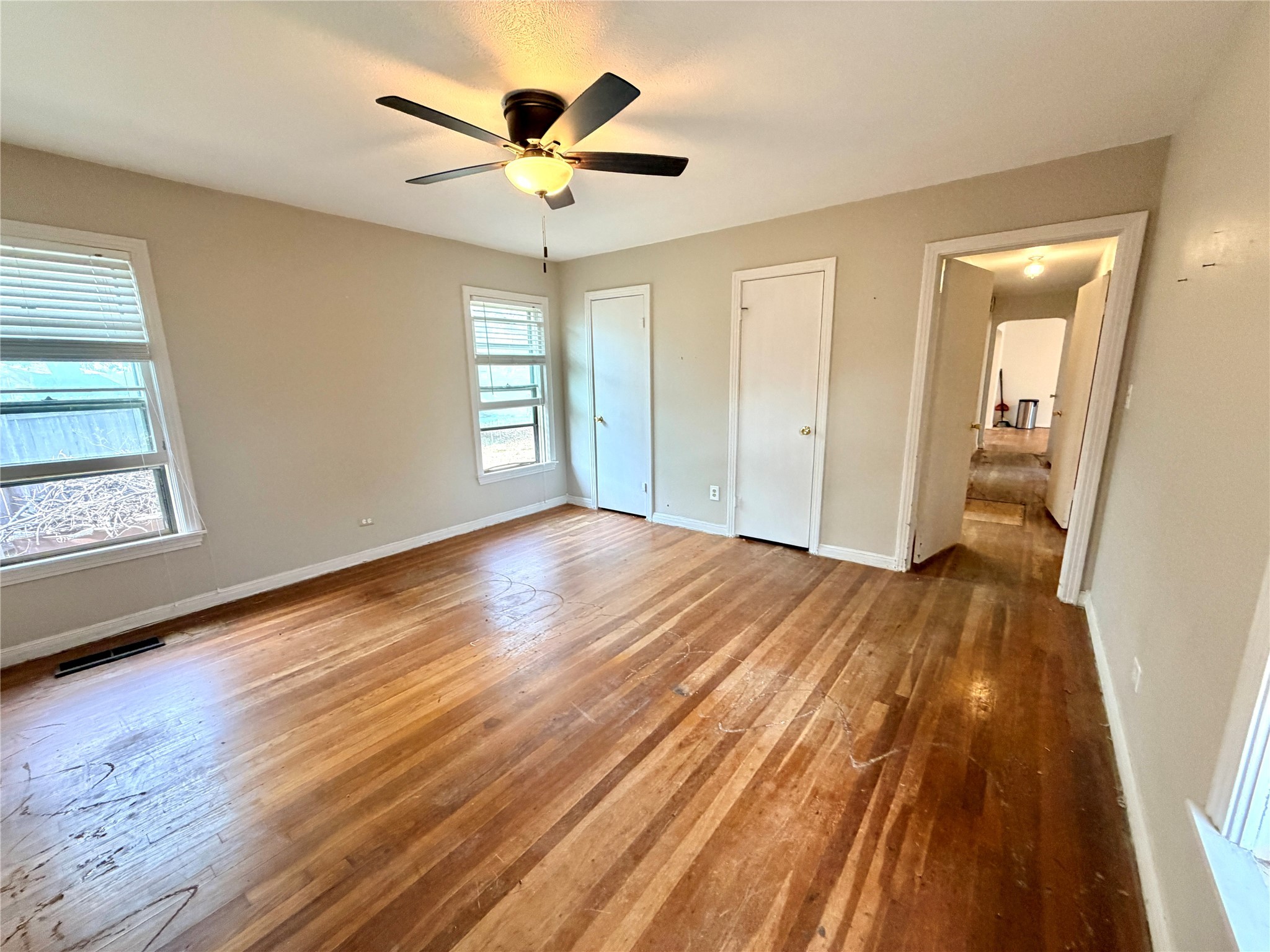 1611 Live Oak Street Goldthwaite TX 76844