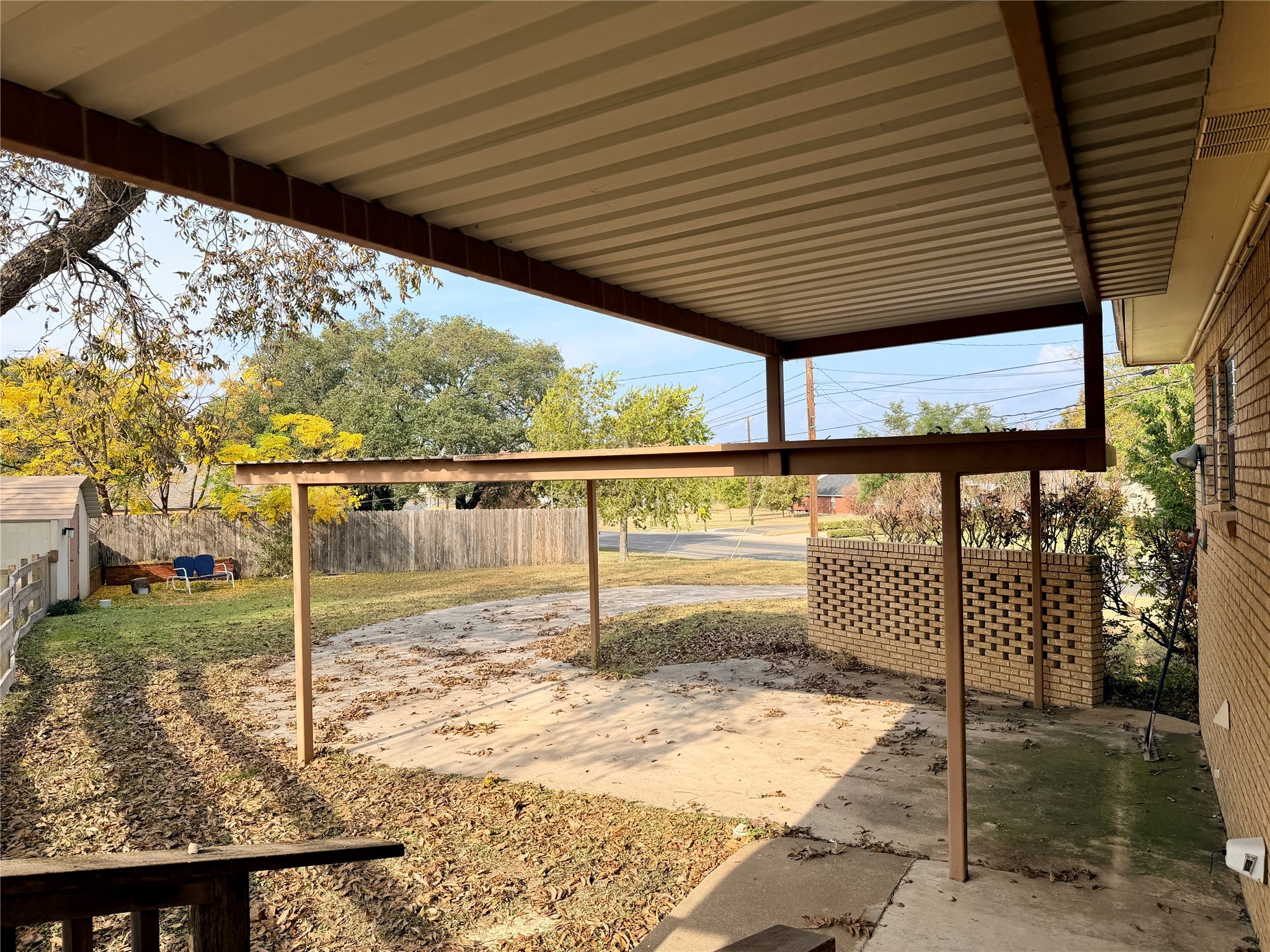 1611 Live Oak Street Goldthwaite TX 76844