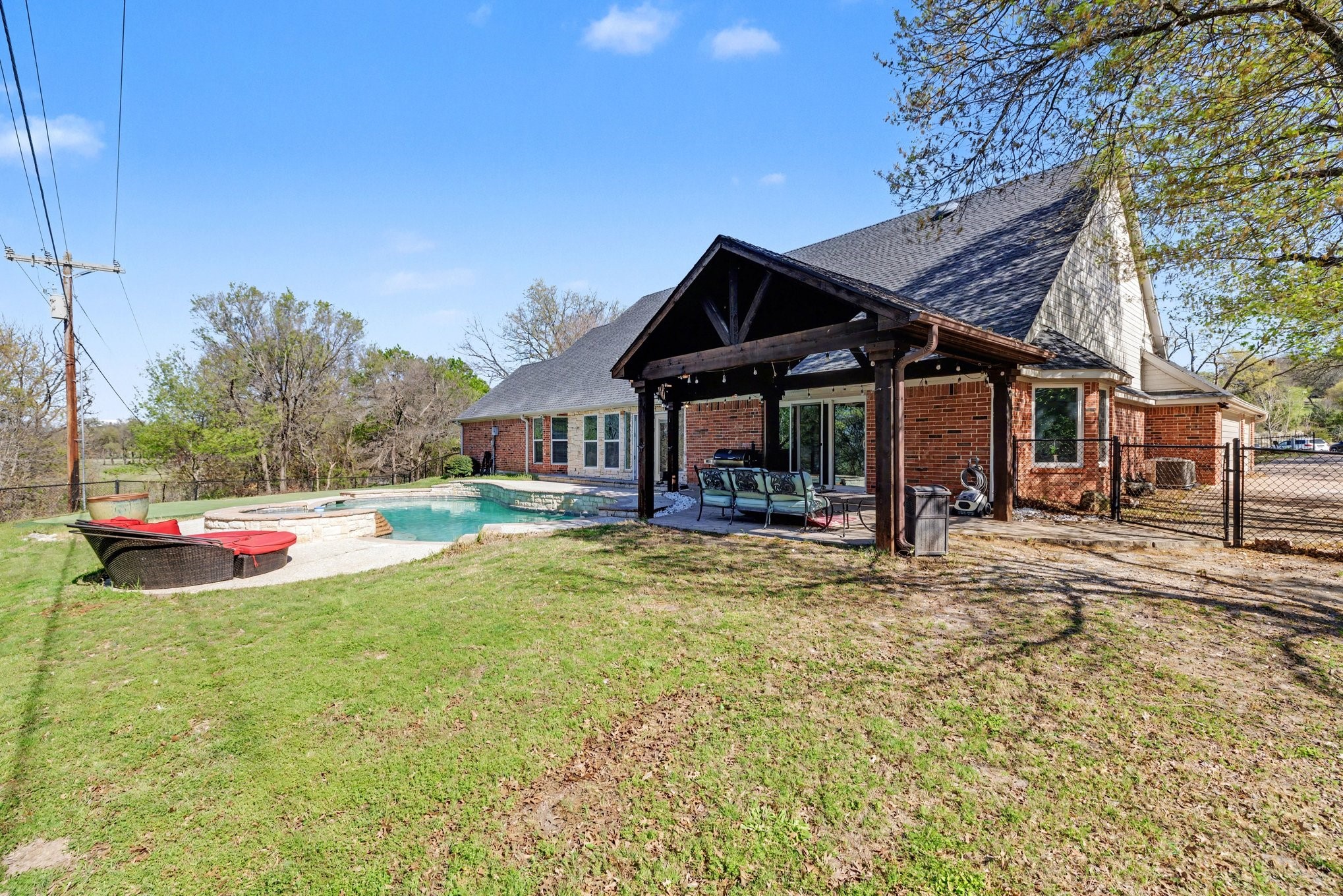 767 Farrar Road Waxahachie TX 75165