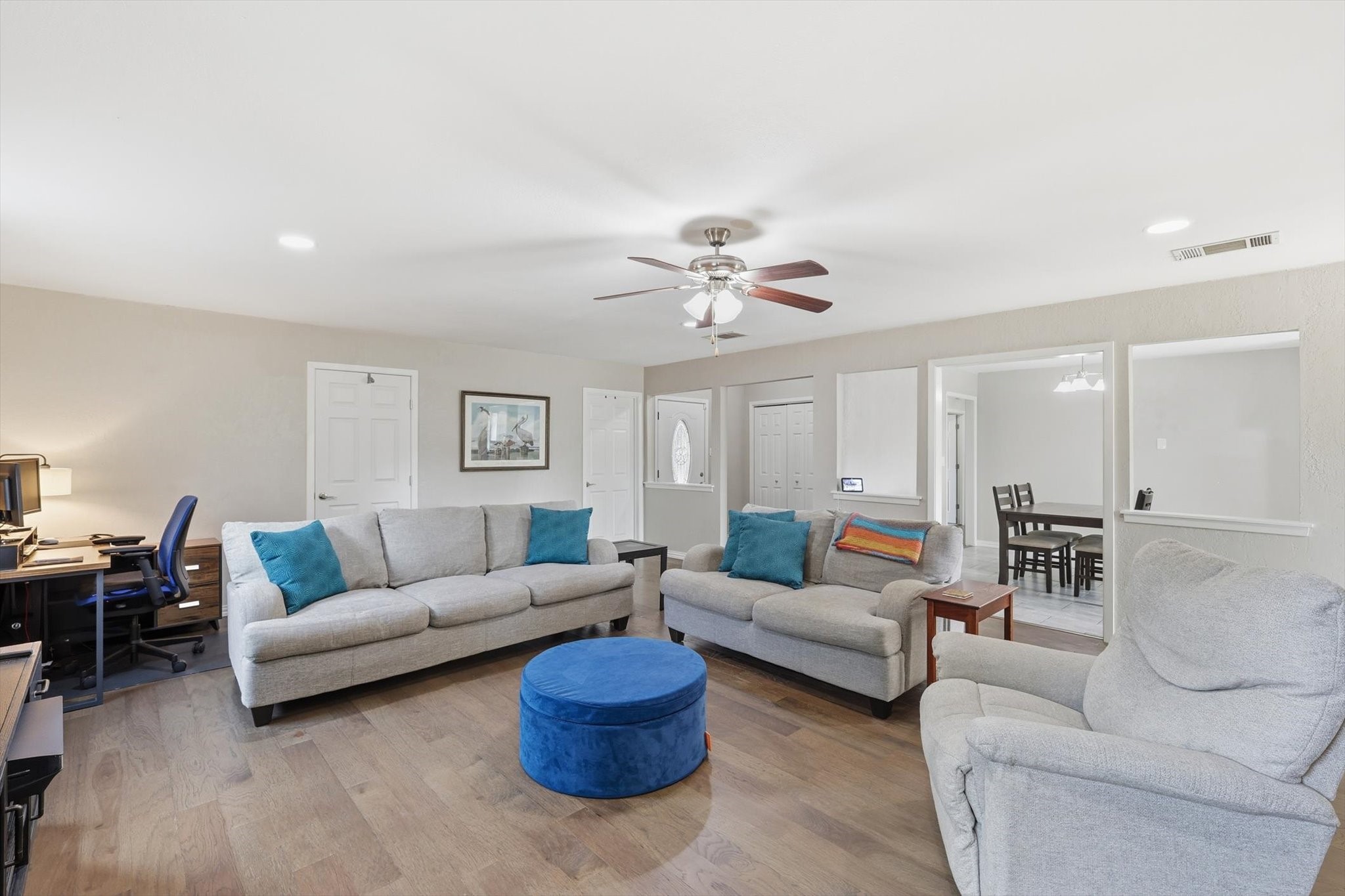 2413 Meadow View Bedford TX 76021