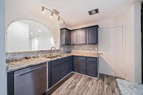 721 Keessee Drive Cedar Hill TX 75104