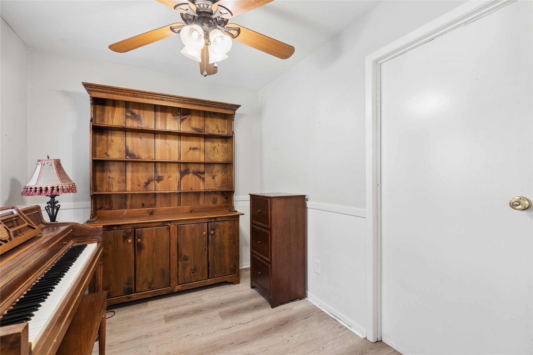 1213 Pin Oak Drive Denton TX 76209