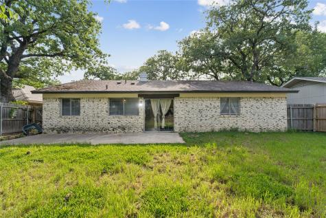 1213 Pin Oak Drive Denton TX 76209