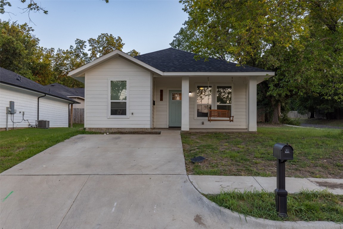 1127 Jones Street Greenville TX 75401