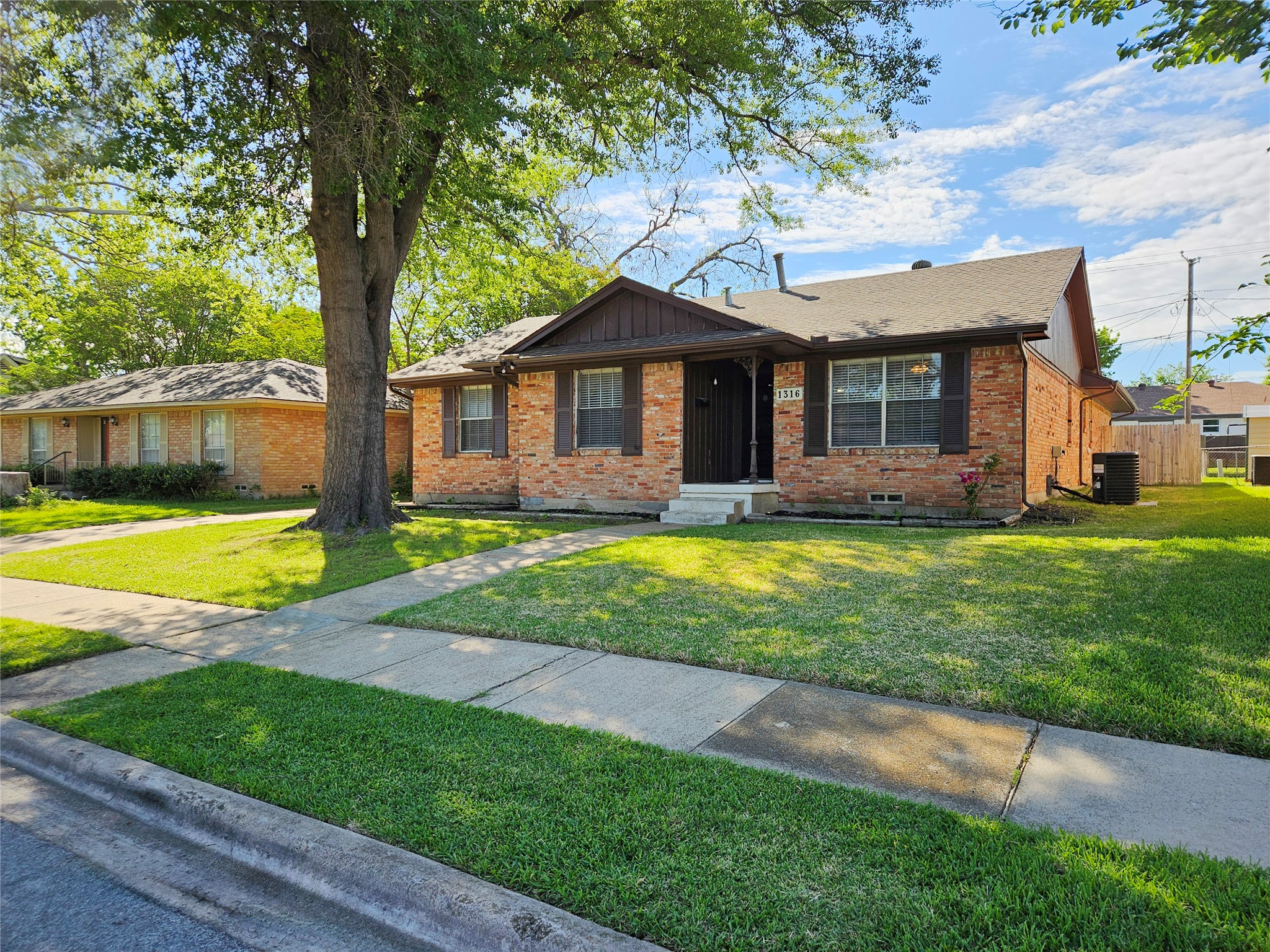 1316 Lexington Drive Garland TX 75041