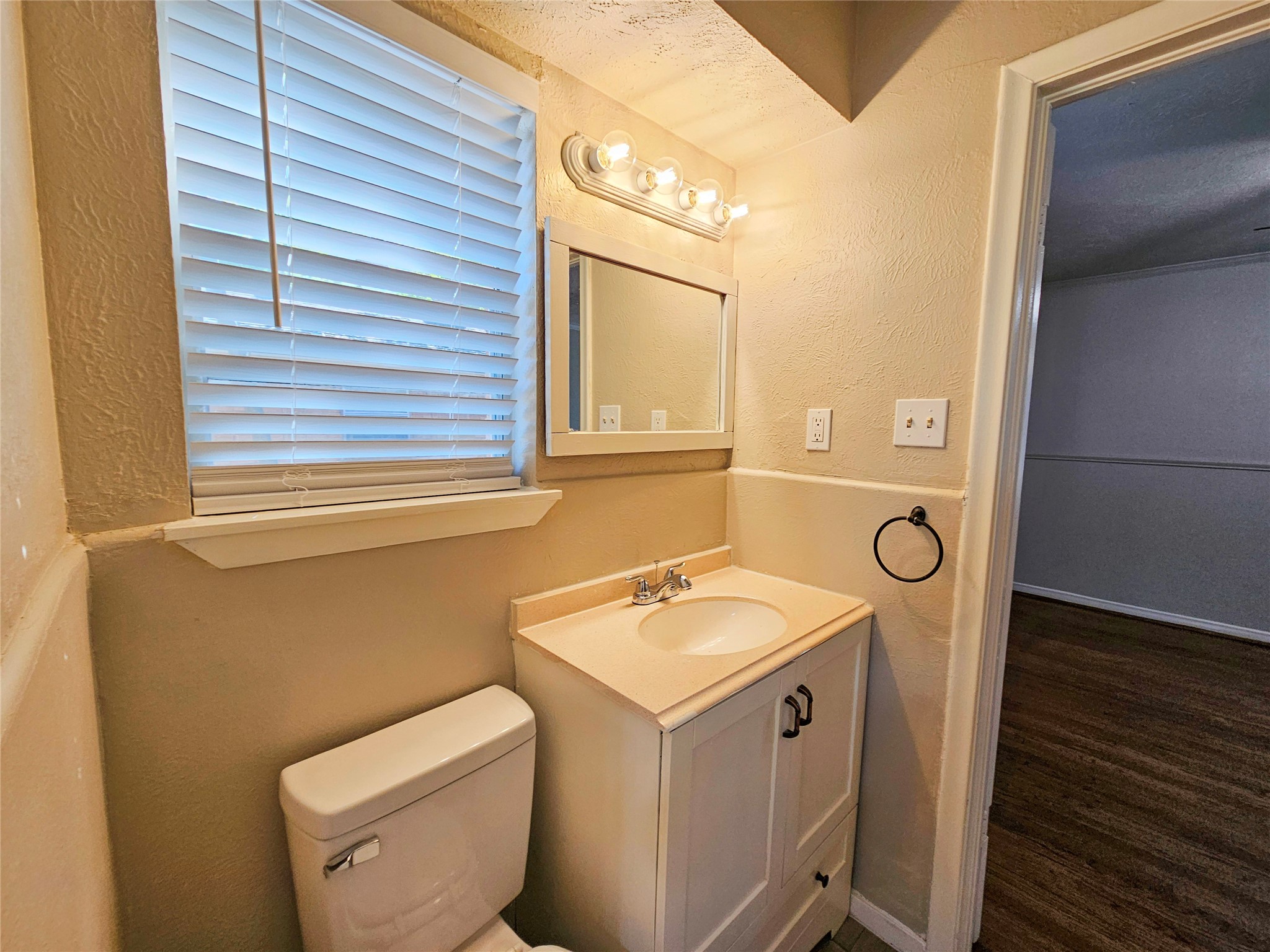 1316 Lexington Drive Garland TX 75041