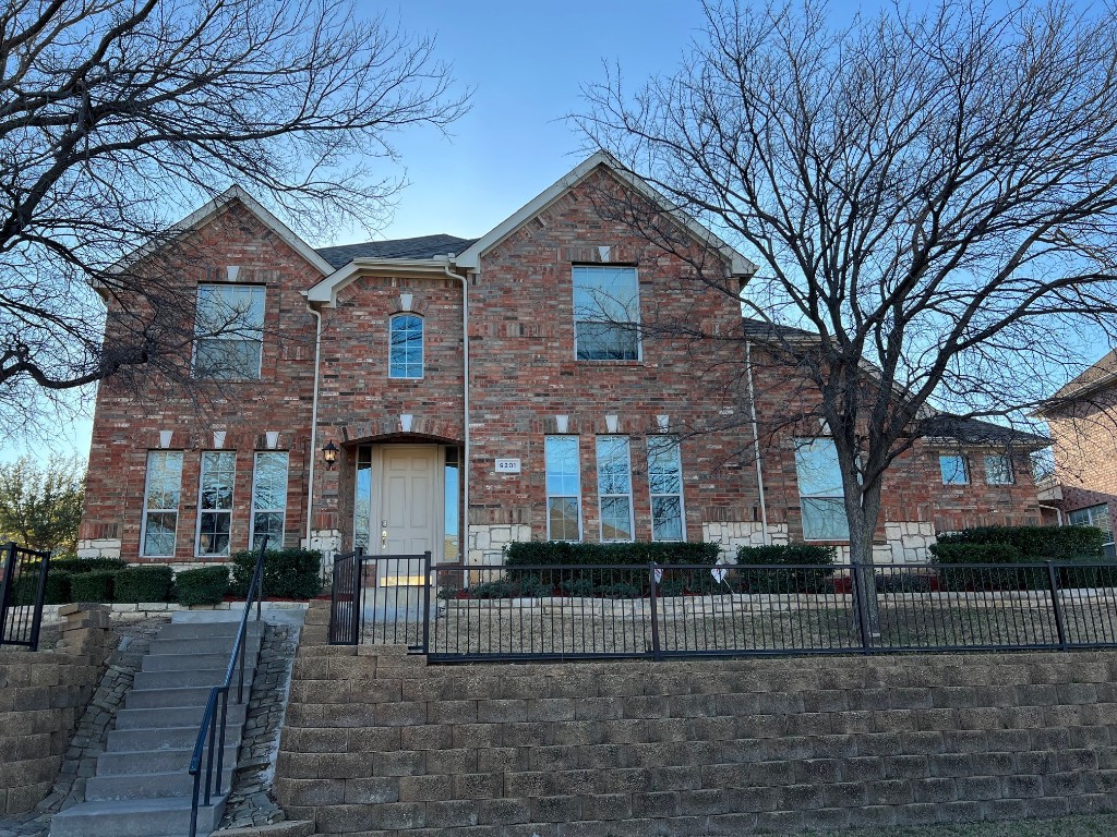 9201 Forest Hills Drive Irving TX 75063