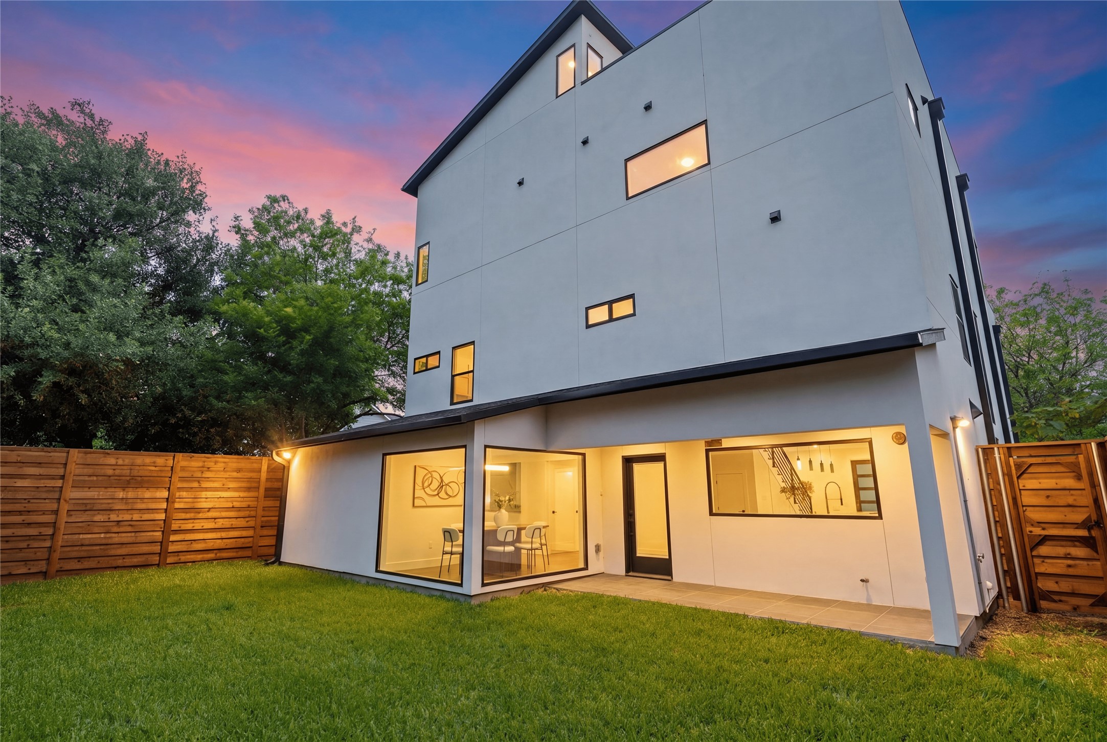 3321 Coronet Boulevard Dallas TX 75212
