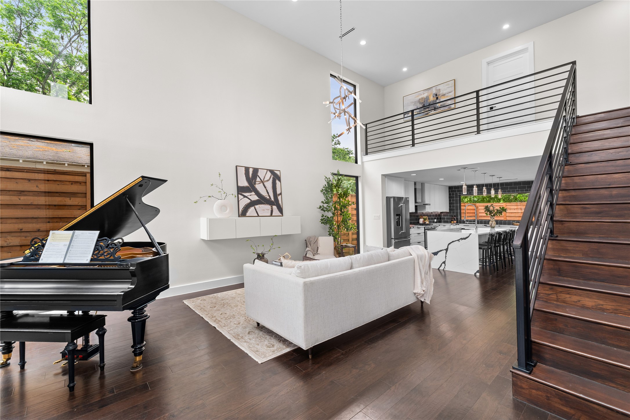 3321 Coronet Boulevard Dallas TX 75212