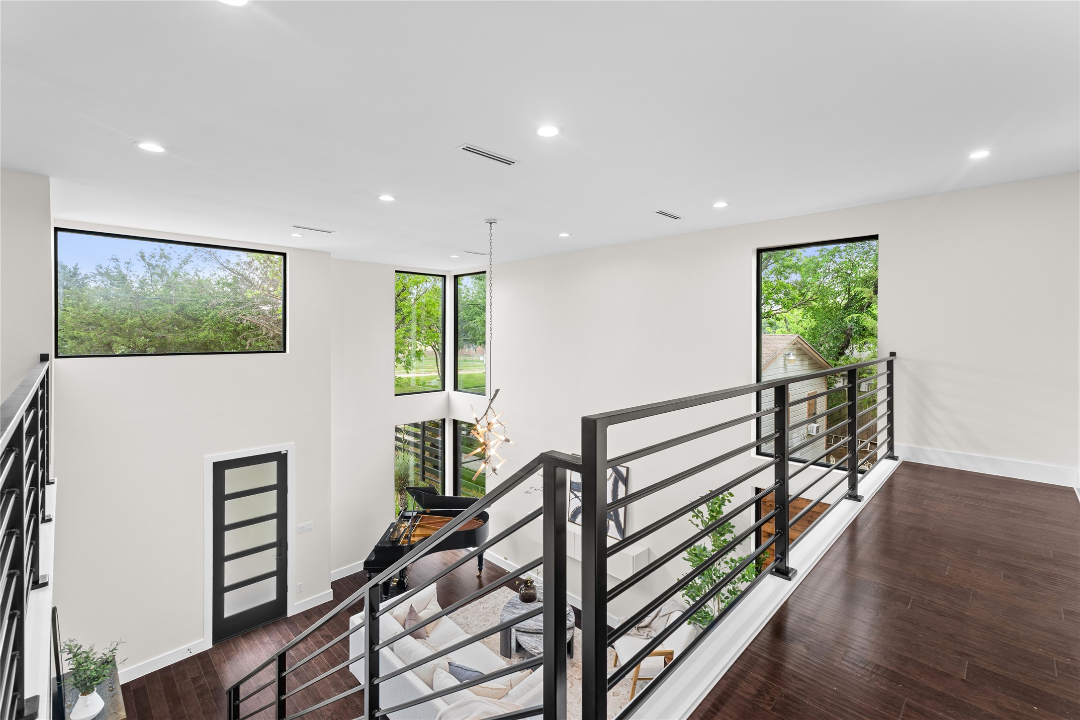 3321 Coronet Boulevard Dallas TX 75212