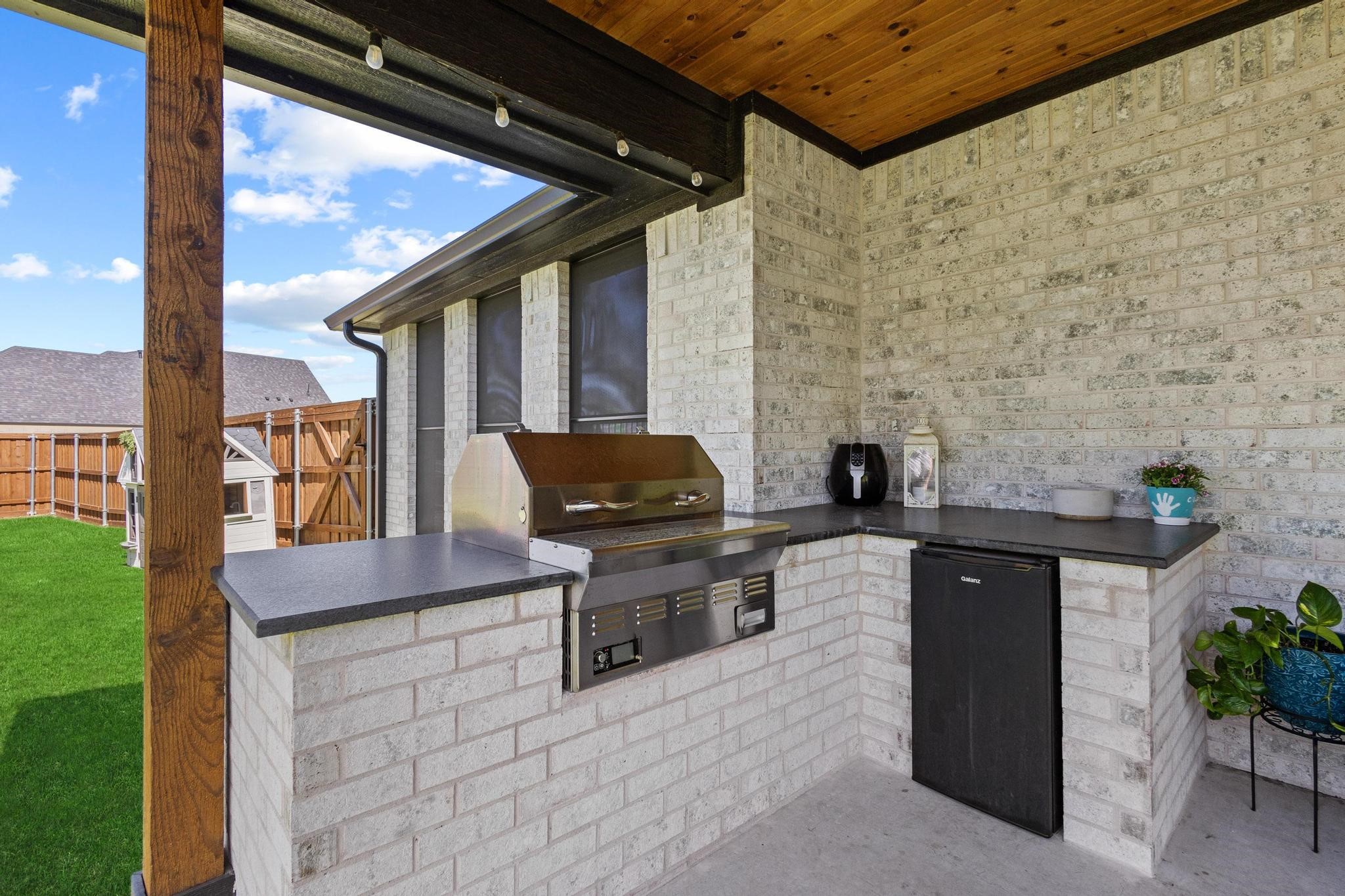 2214 Norwood Street Sherman TX 75092