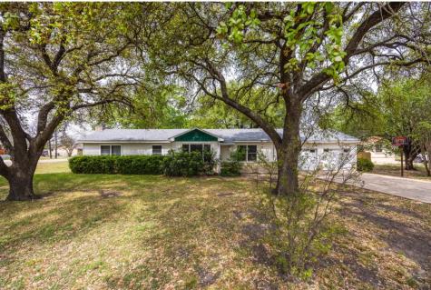 211 W Long Street Elm Mott TX 76640