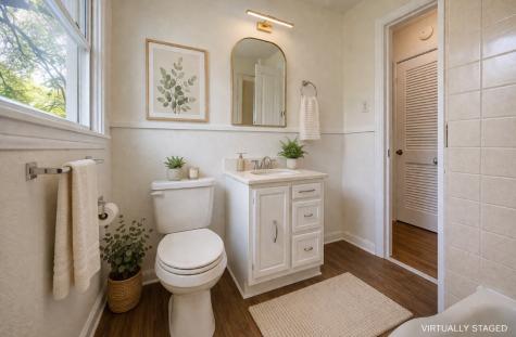 211 W Long Street Elm Mott TX 76640