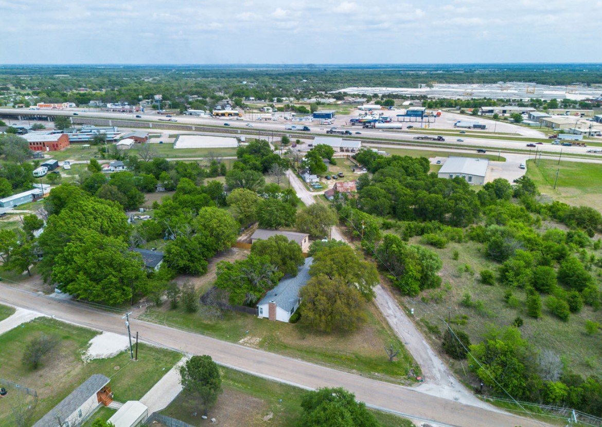 211 W Long Street Elm Mott TX 76640