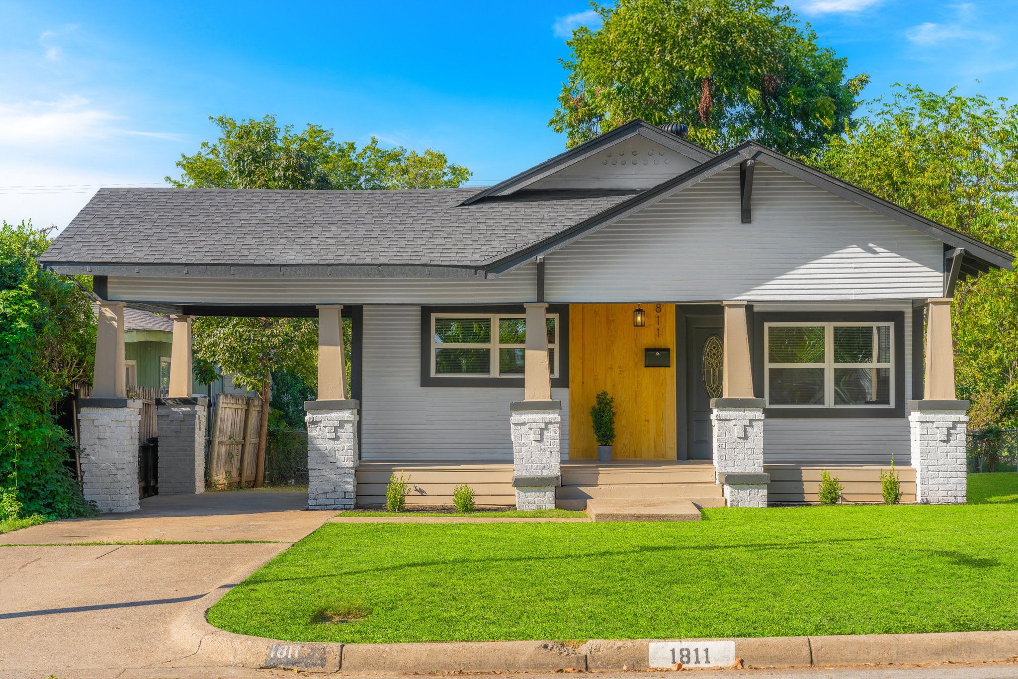 1811 Denver Avenue Fort Worth TX 76164