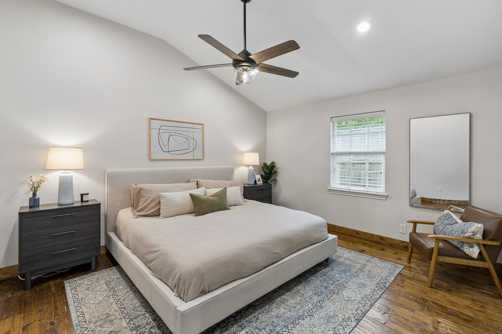 10677 Larchfield Lane Dallas TX 75238